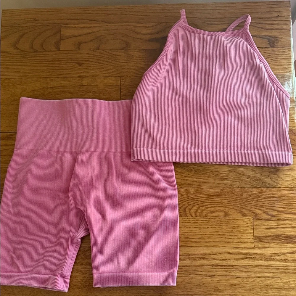 Pink JoyLab Workout Set - Picture 1 of 4